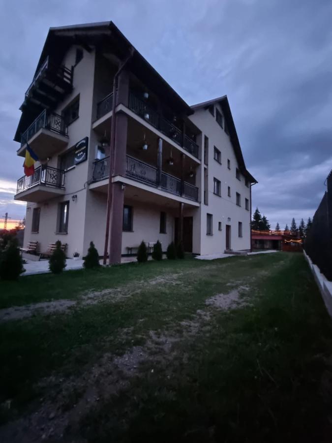Pensiunea Agroturistica Anca&Ioana Balcesti Exterior photo